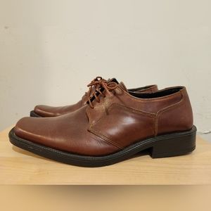 Men dress shoe size 8